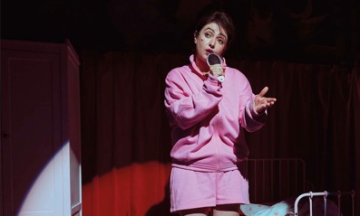 Via Rudolphi Producties I TOBAL I Nazanin Taheri De Surpriseshow (Juliette De Groot) 2 RGB 300 Dpi 1600X1065