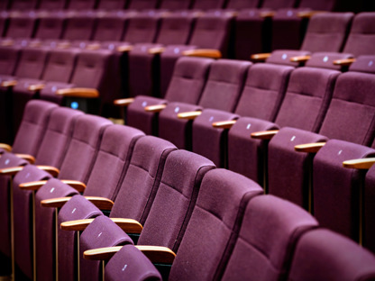 Grote Zaal Stoelen 1600