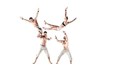 A Simple Space 1600 (2)