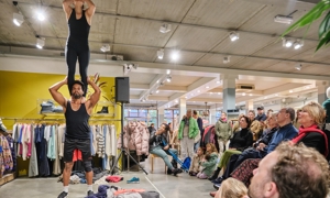 Vest in de Stad: Gratis verrassende acts in de binnenstad van Alkmaar in TAQA Theater De Vest, Alkmaar