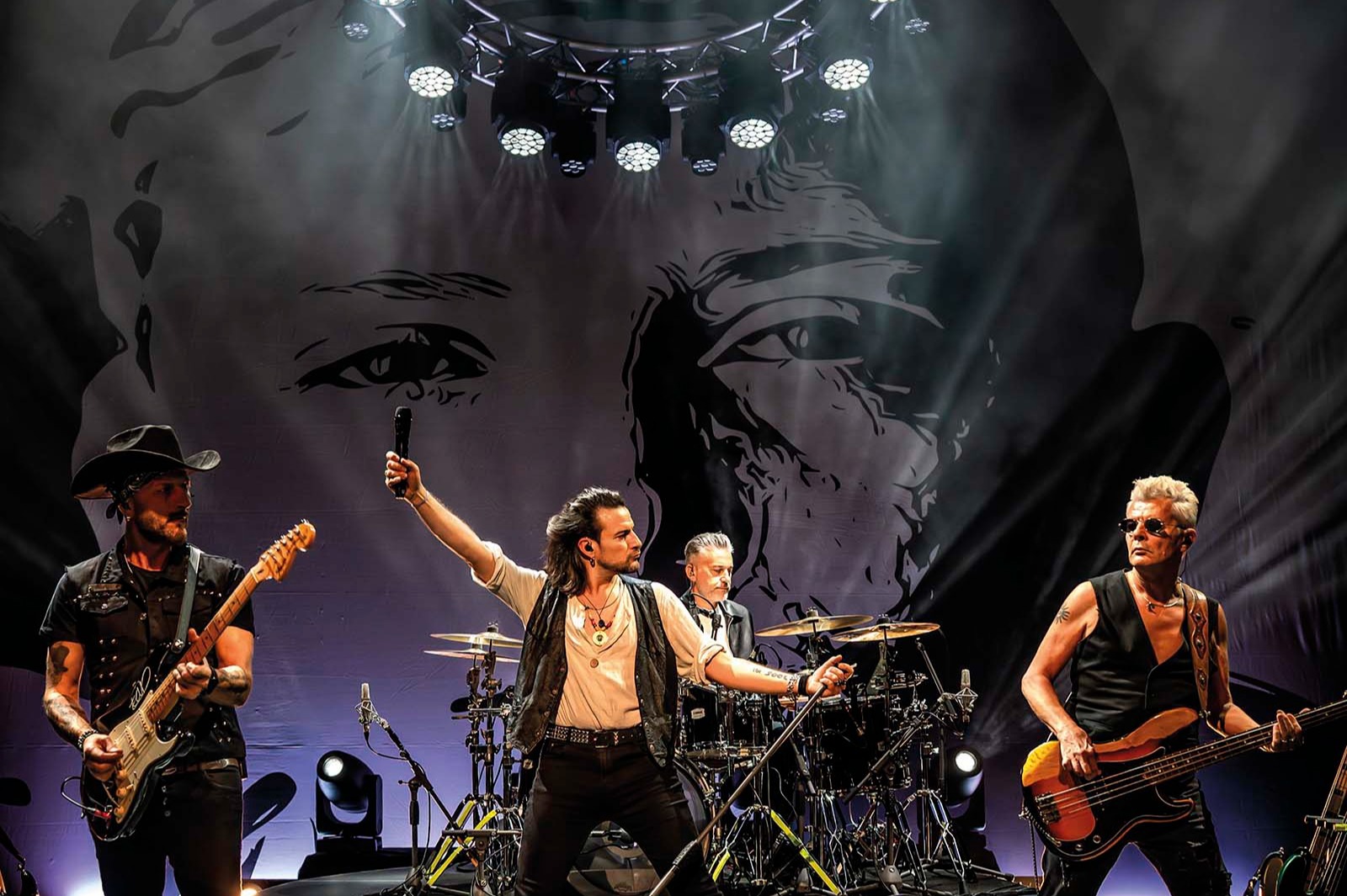 U2 The Music: U2 - 50 jaar in TAQA Theater De Vest, Alkmaar