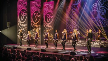 Celtic Steps An Irish Christmas (Carla Gorter) 16 RGB 300 Dpi