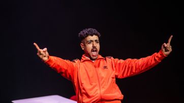 Het Debuut Remontada 1600