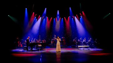 Woman In Love 1600 (4)