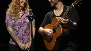 Pf 4 Anneke Van Giersbergen The Irish Road Trip © Bullet Ray