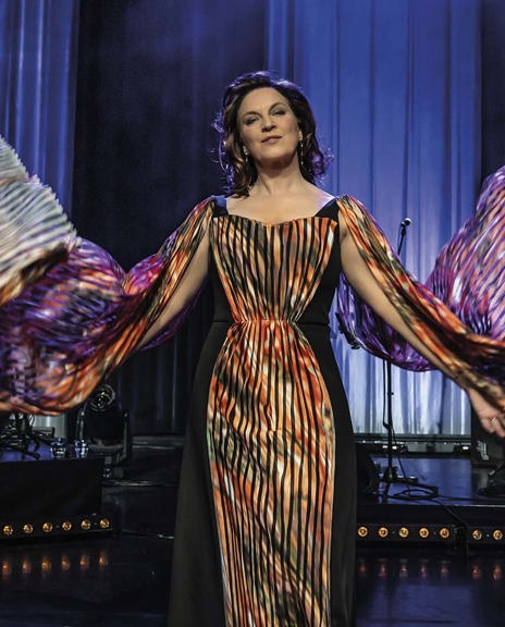 Fay Claassen Fay Sings Barbra's Christmas Songs (Carla Gorter) 2 RGB 300 Dpi