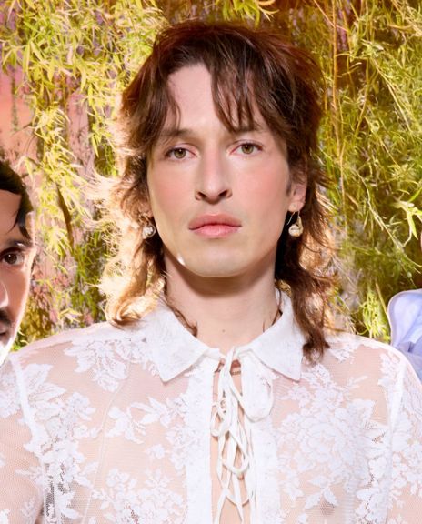 1600 PRIDE & PREJUDICE Elza Jo 16 9 V2