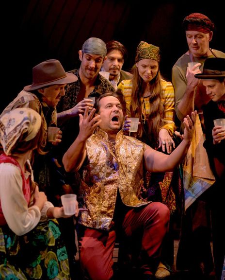 Carmen 1600 Nieuw Hoofdbeeld