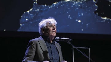 Geert Mak Een Helder Theatercollege Over De Huidige Situatie In De Wereld (Onbekend) 3 RGB 300 Dpi