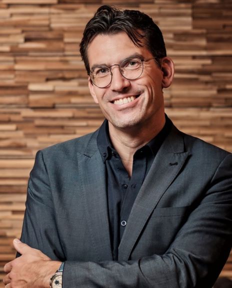 1600 Naud Van Geffen