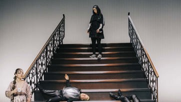 De Warme Winkel Hamlet, R2D2 Or Not 2B2 (Tobias Kruse) 3 RGB 300 Dpi