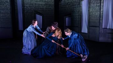 De Onverwoeste Zusters 1600 (4)