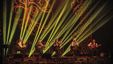 Celtic Steps An Irish Christmas (Carla Gorter) 3 RGB 300 Dpi