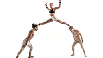 A Simple Space 1600 (3)