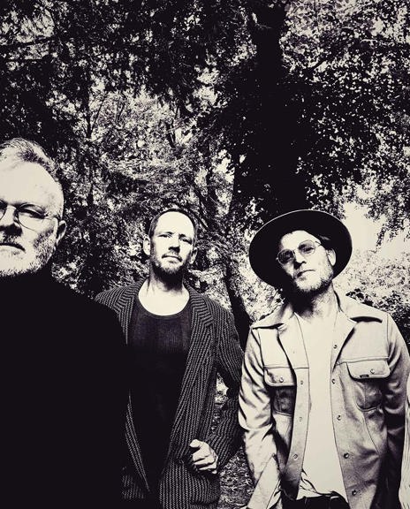 Her Majesty Neil Young & Crazy Horse (Milo Groenhuijzen) RGB 300 Dpi